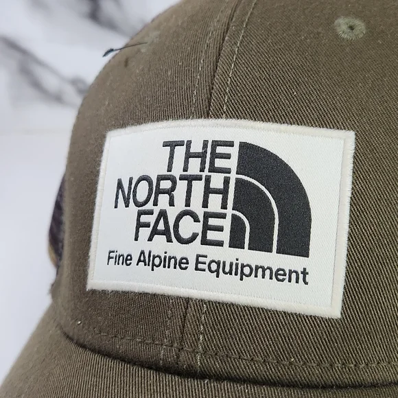 The North Face Trucker Cap. Brown- Green Camo Hat. Adjustable - Picture 2 of 7